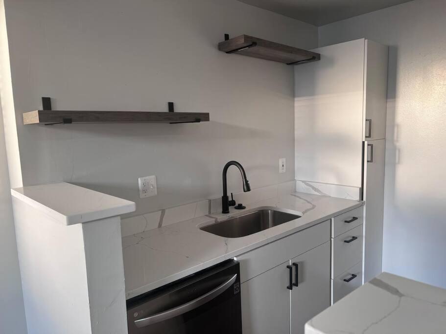 Downtown, Cozy And Perfectly Decorated Apartment บัลติมอร์ ภายนอก รูปภาพ